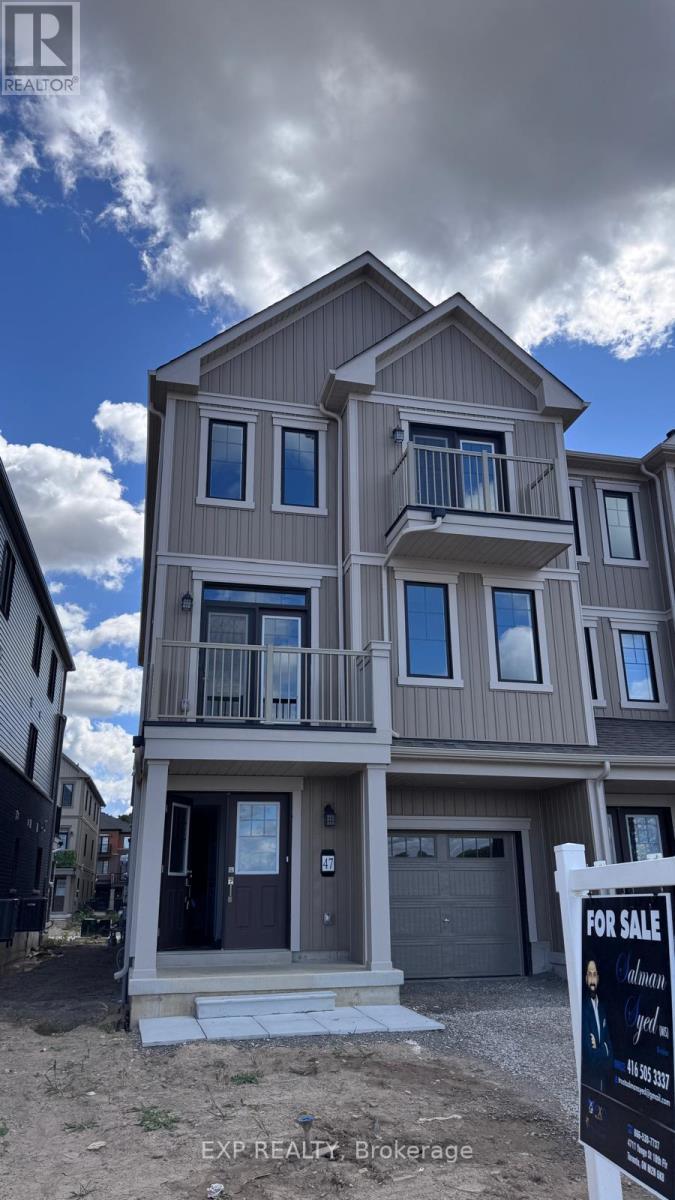 47 Stanley Ave Crescent, Haldimand, ON - Outdoor With Balcony With Facade