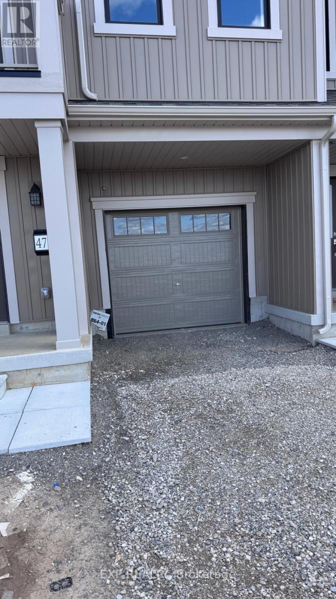 47 Stanley Ave Crescent, Haldimand, ON - Outdoor