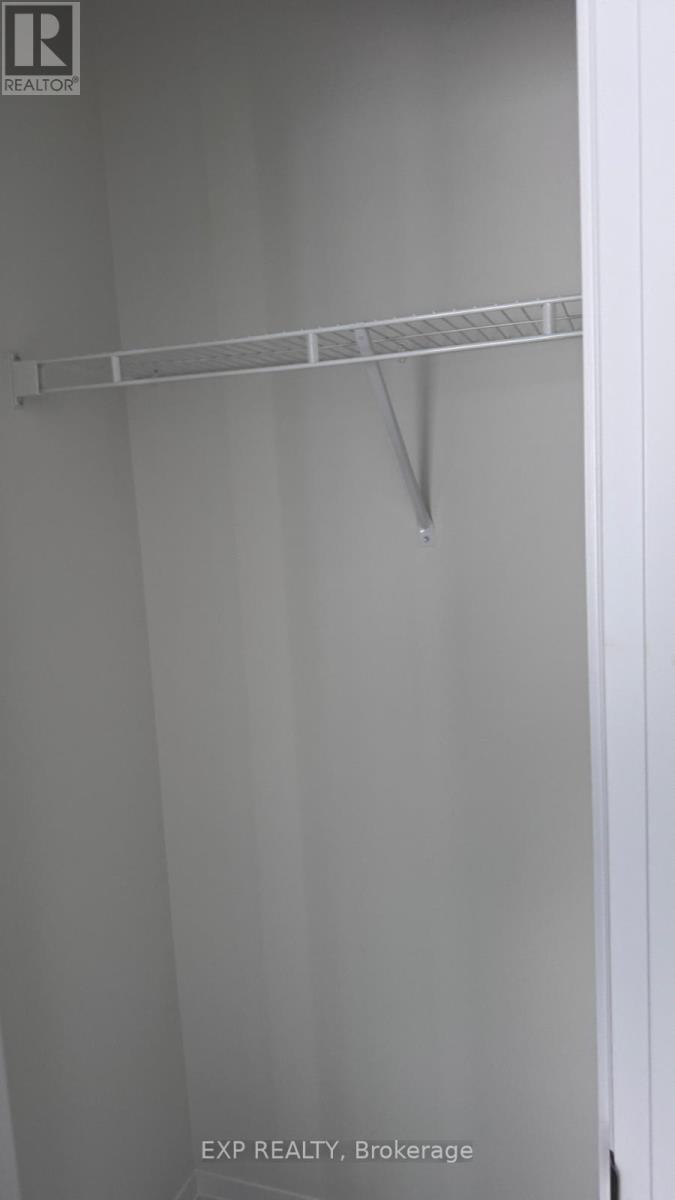 47 Stanley Ave Crescent, Haldimand, ON - Indoor With Storage