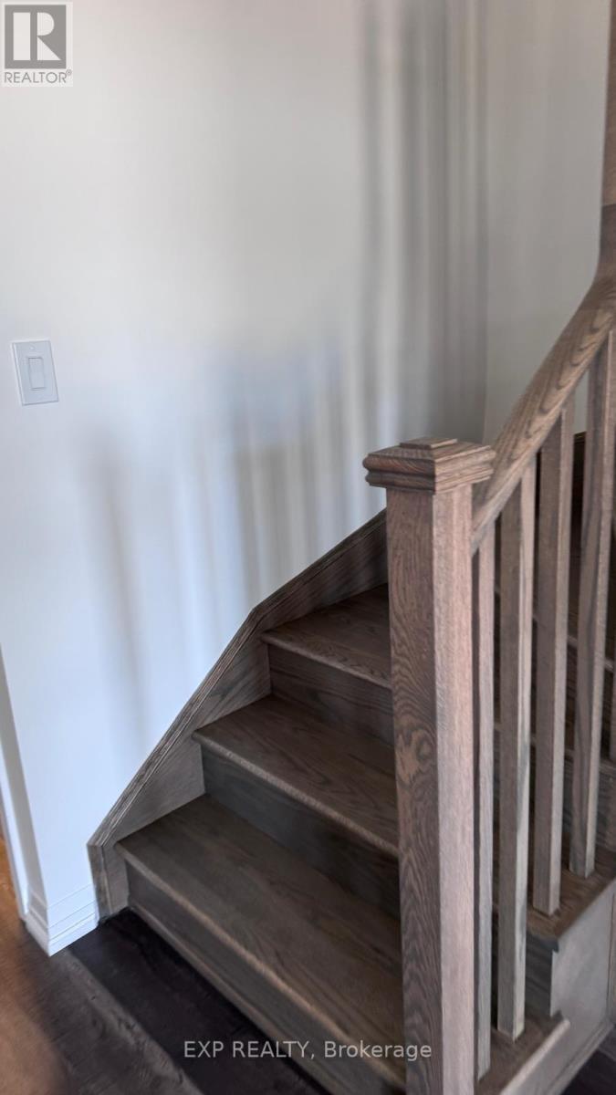 47 Stanley Ave Crescent, Haldimand, ON - Indoor Photo Showing Other Room