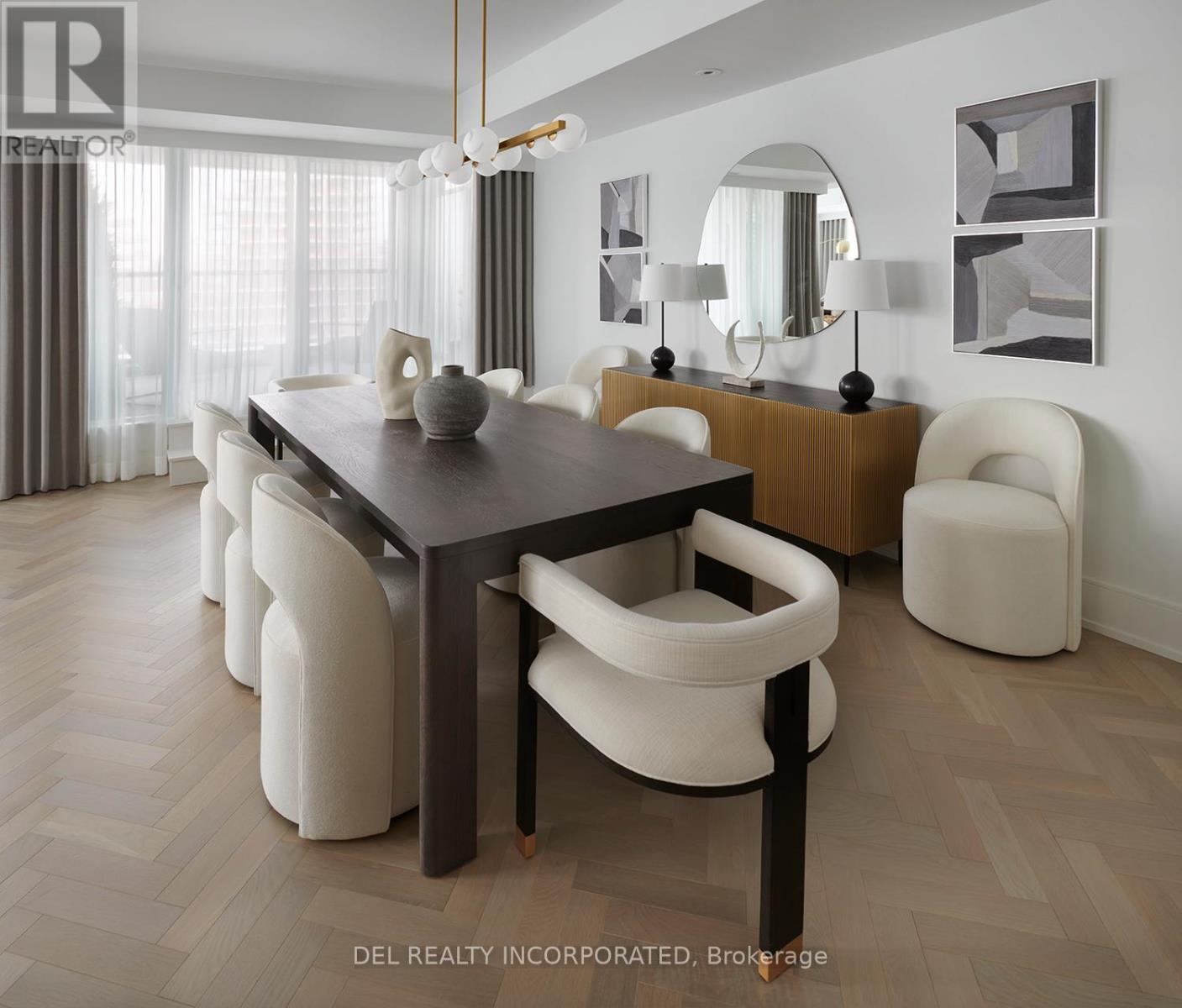 902 - 455 Wellington Street W, Toronto, ON - Indoor