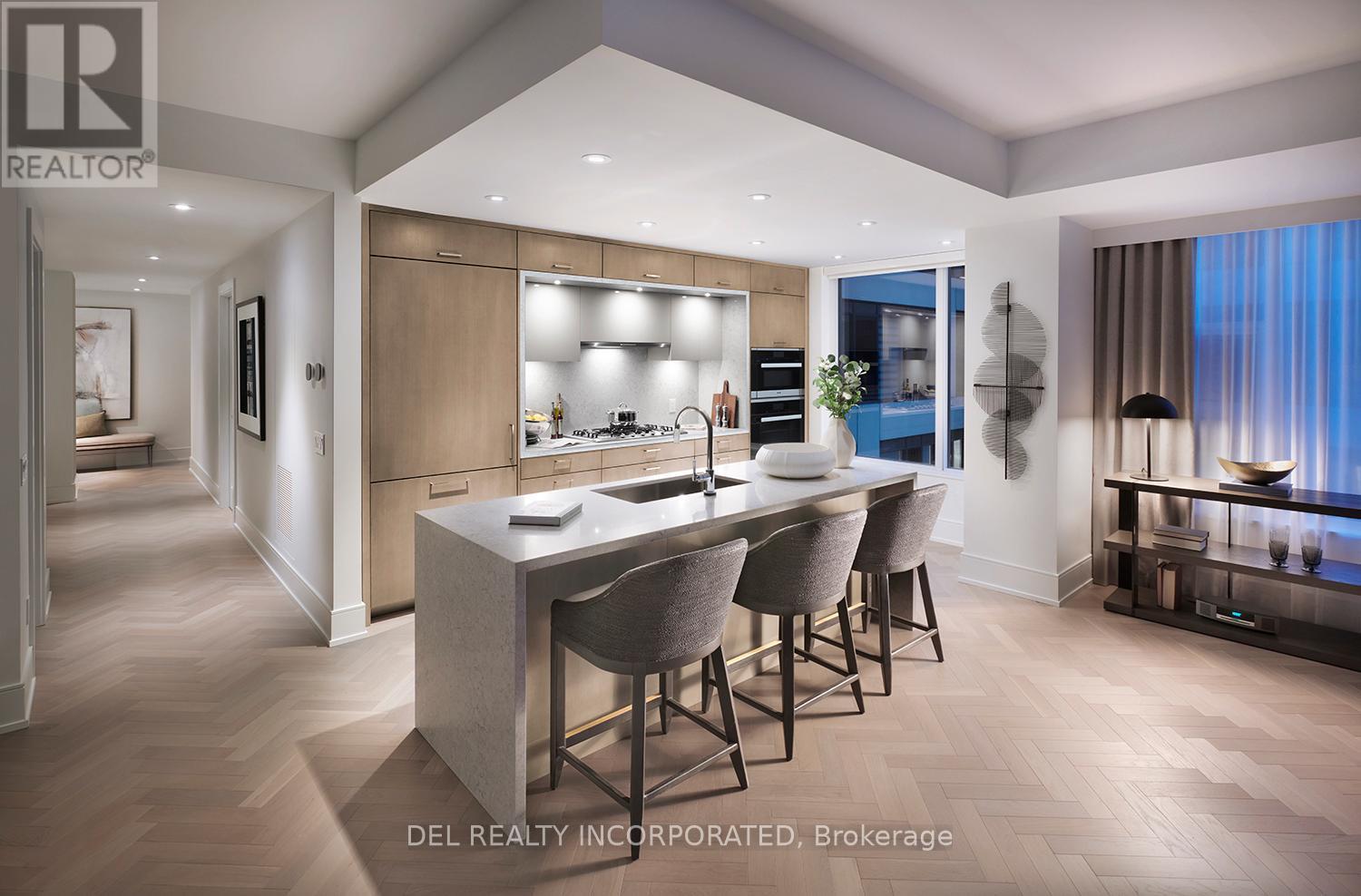 902 - 455 Wellington Street W, Toronto, ON - Indoor