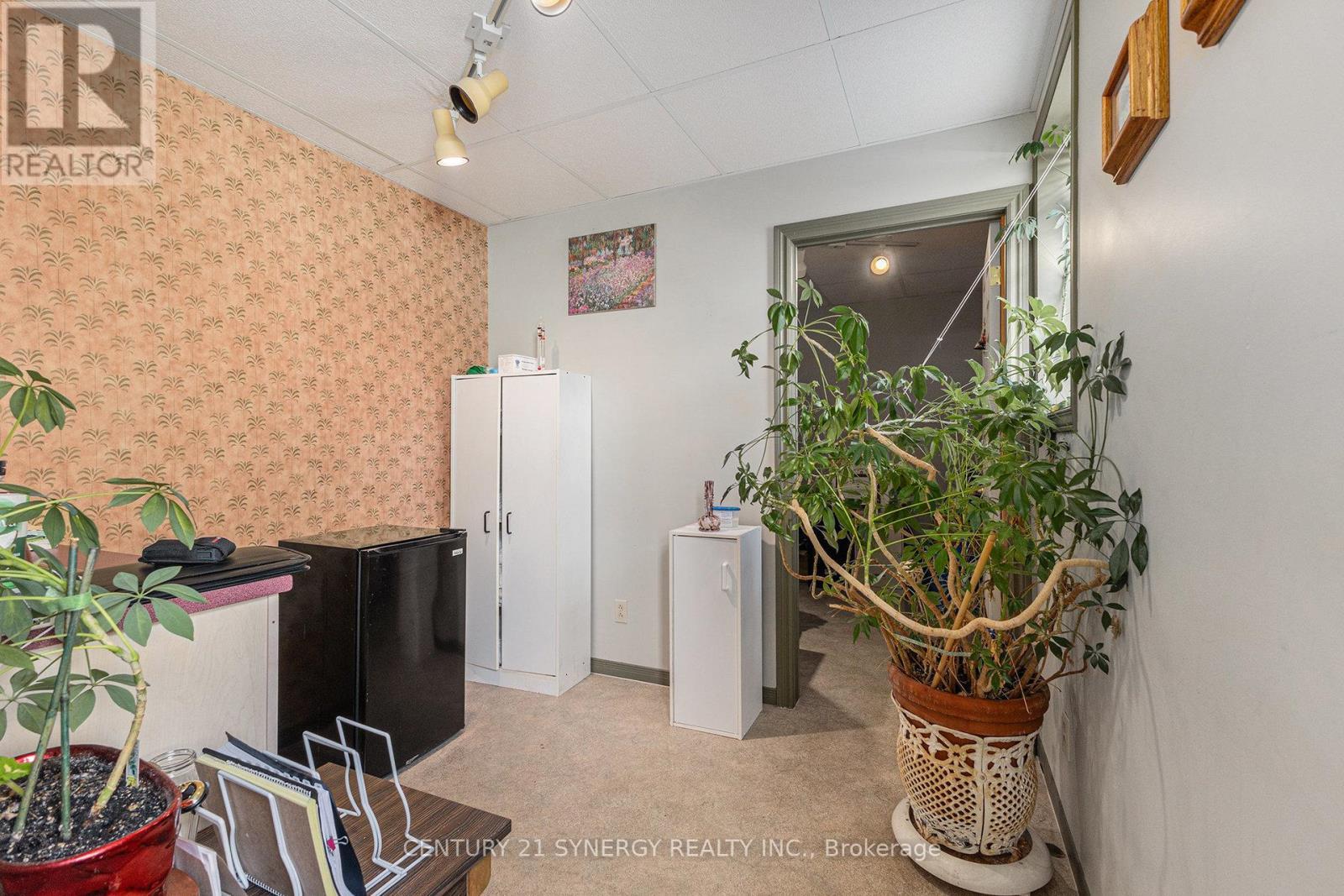 Kitchenette Unit 1 - 49 Main Street E, Smiths Falls, ON