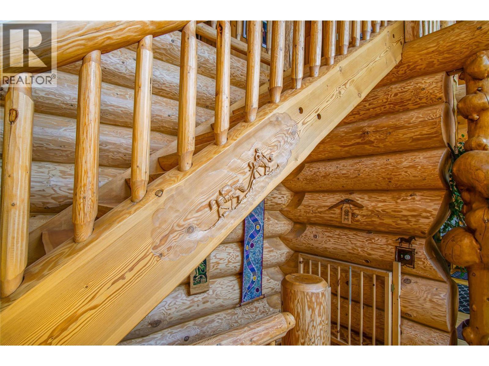 20 Valeview Road, Lumby, BC - Indoor Photo Showing Other Room