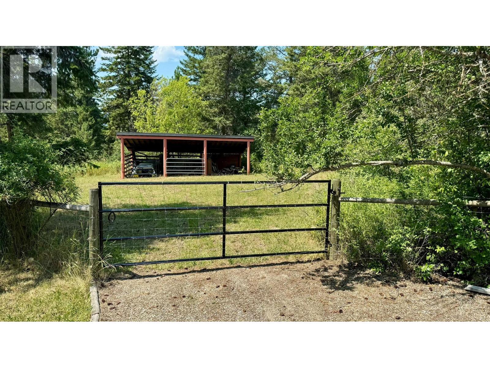 20 Valeview Road, Lumby, BC - Outdoor