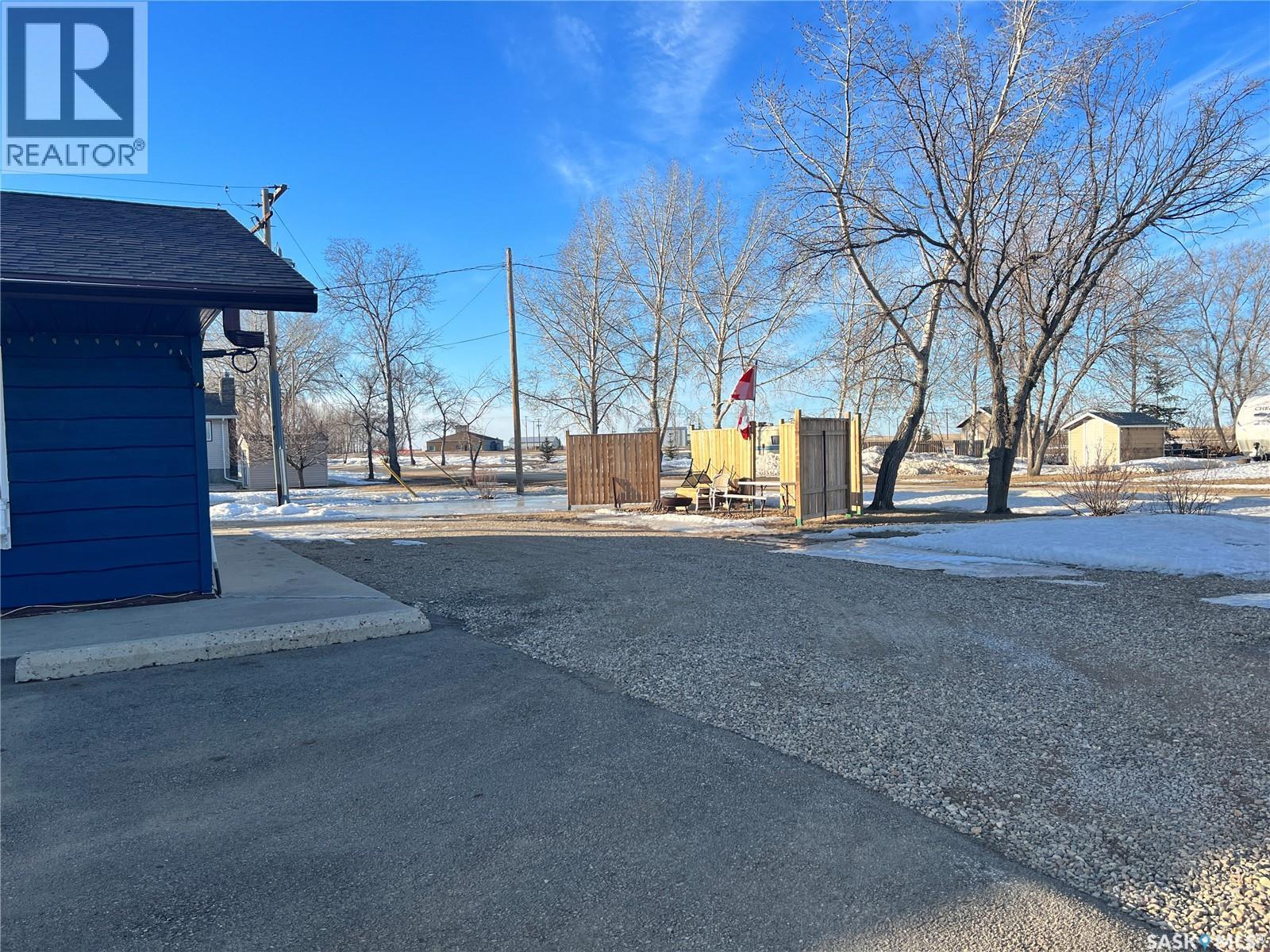 447 Saskatchewan Street, Elbow, SK