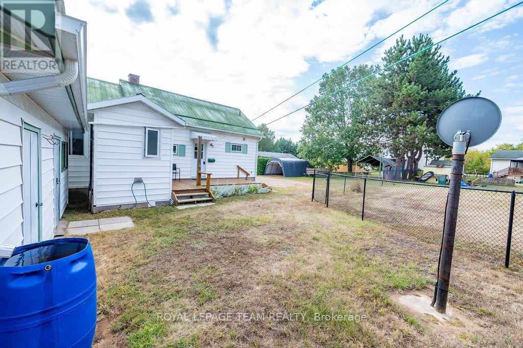 59 Drohan Street, Madawaska Valley, ON - Outdoor