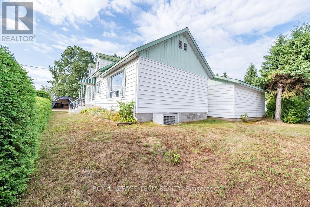 59 Drohan Street, Madawaska Valley, ON - Outdoor With Exterior