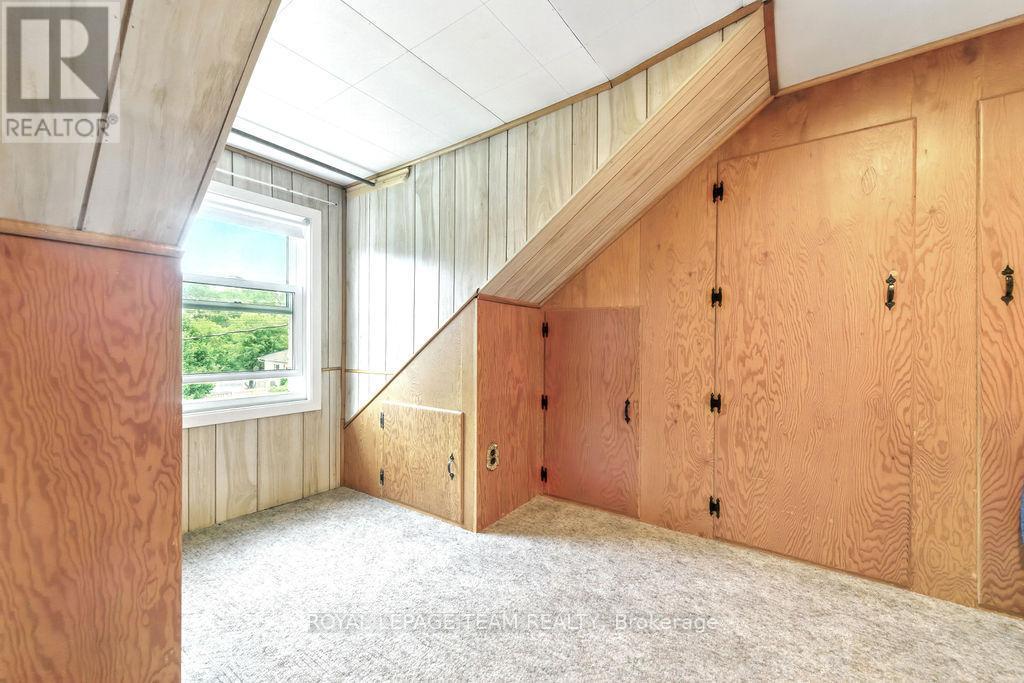 59 Drohan Street, Madawaska Valley, ON - Indoor Photo Showing Other Room