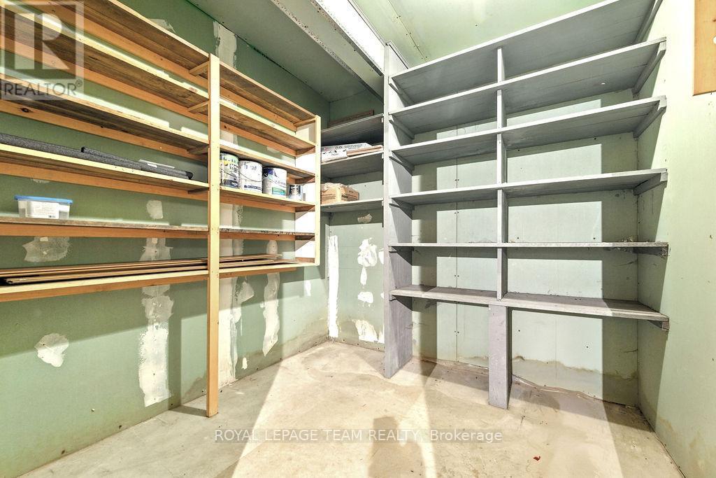 59 Drohan Street, Madawaska Valley, ON - Indoor With Storage