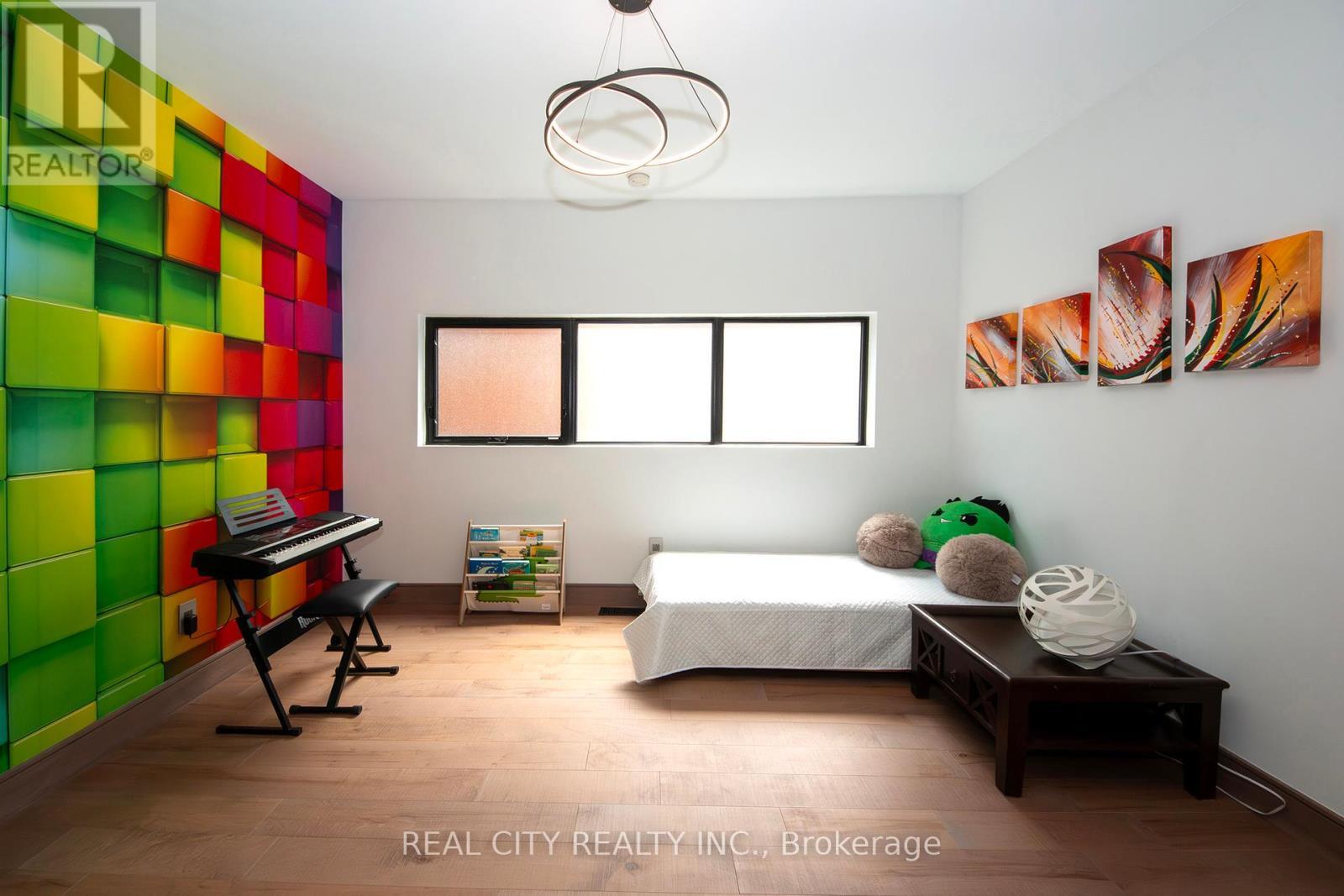 662 Byngmount Avenue, Mississauga, ON - Indoor Photo Showing Bedroom