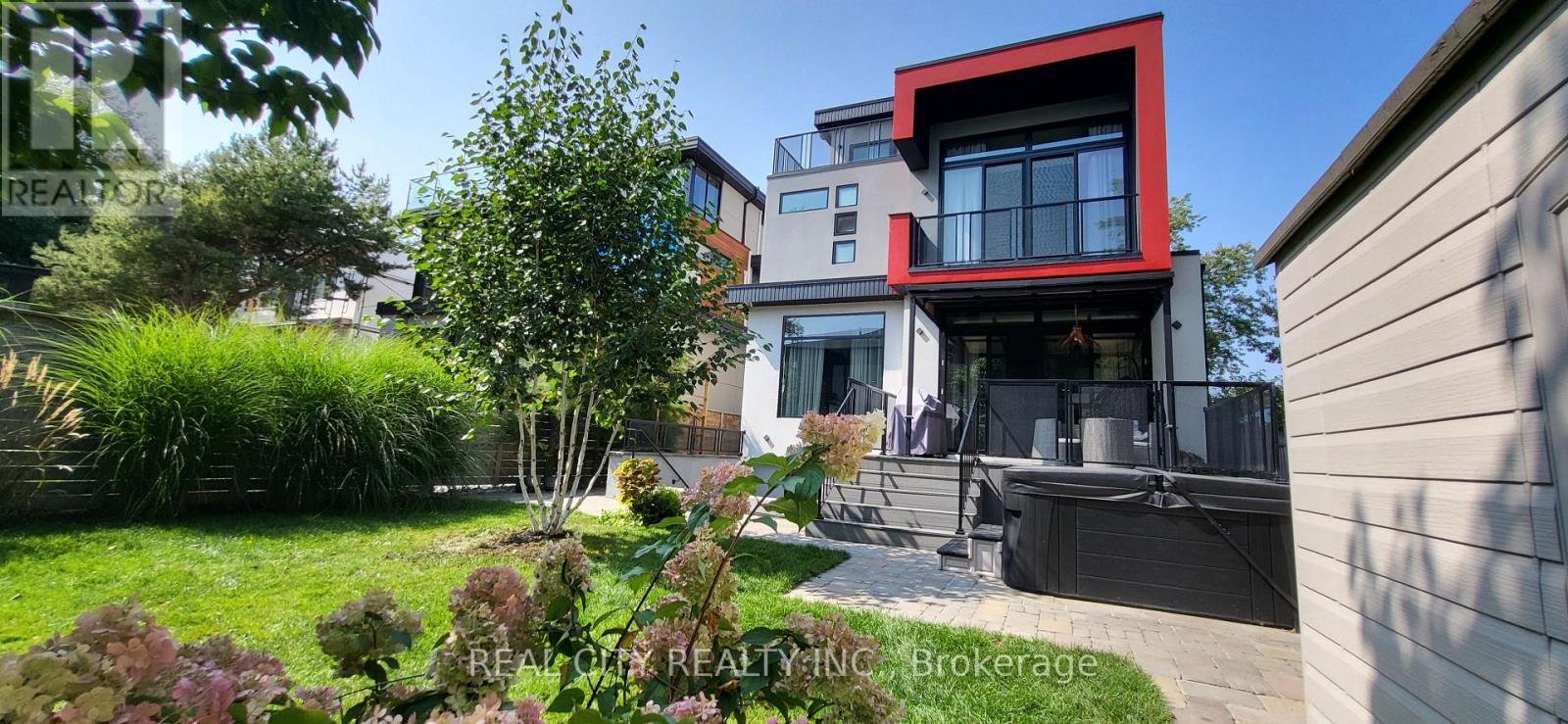 662 Byngmount Avenue, Mississauga, ON - Outdoor