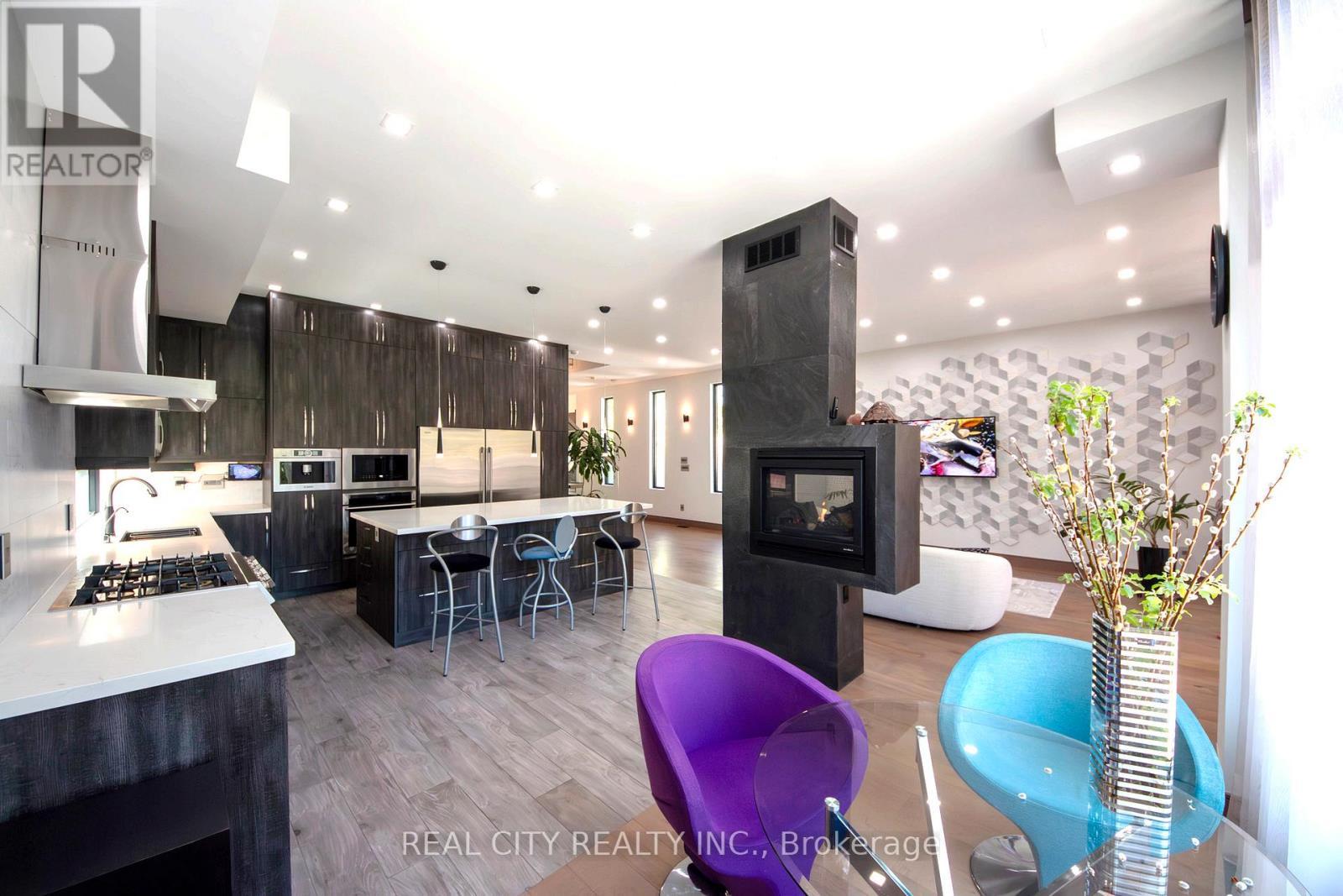 662 Byngmount Avenue, Mississauga, ON - Indoor