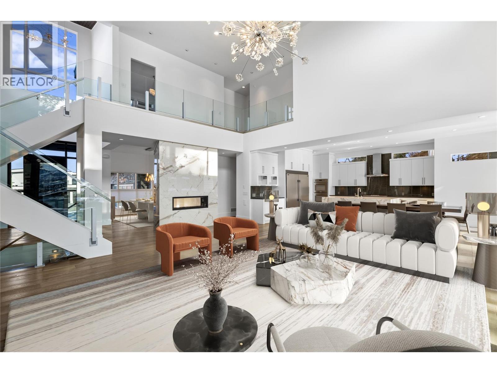 1049 Westpoint Drive, Kelowna, BC - Indoor Photo Showing Living Room
