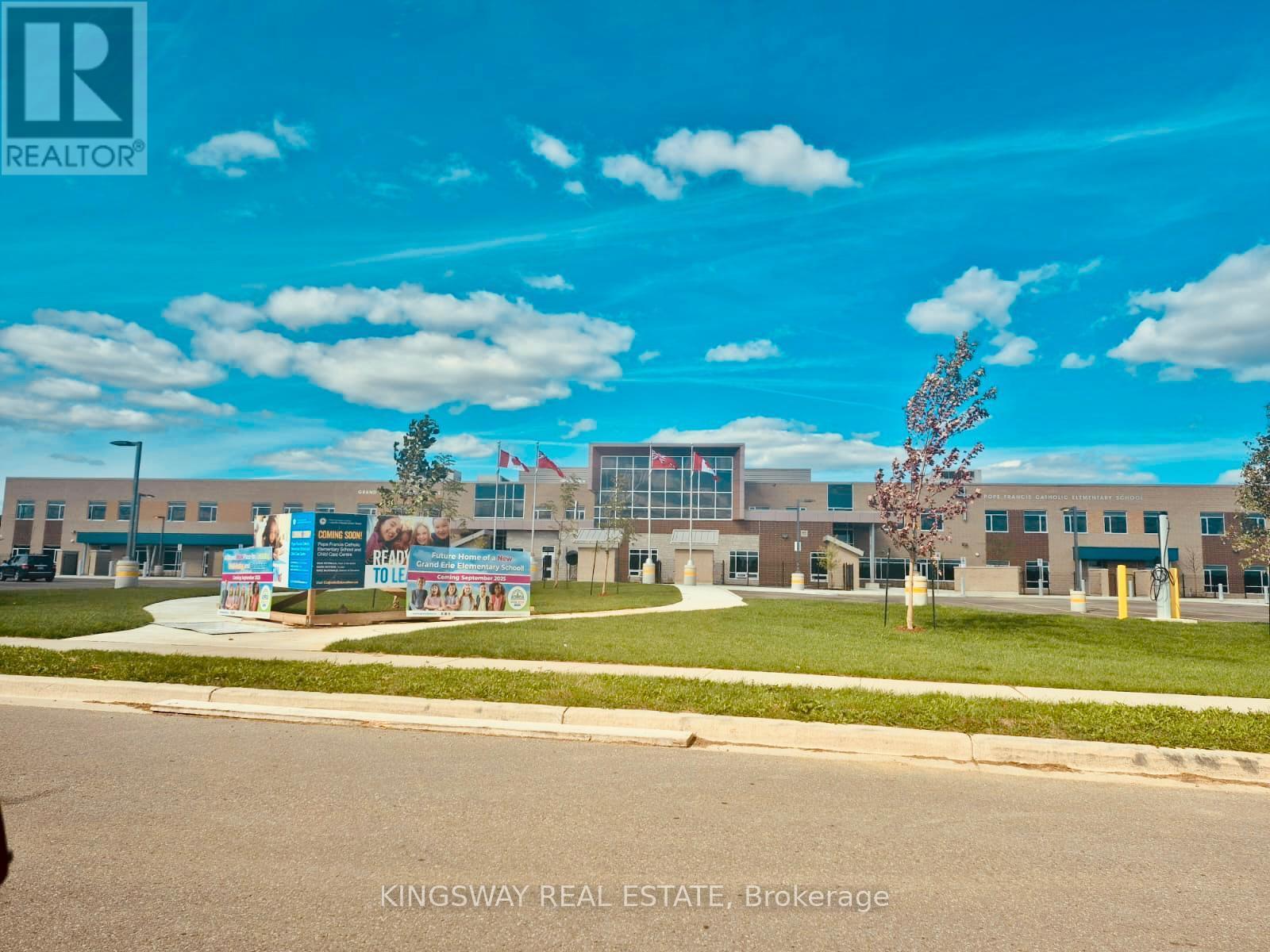 125 Thompson Road, Haldimand, ON - Outdoor