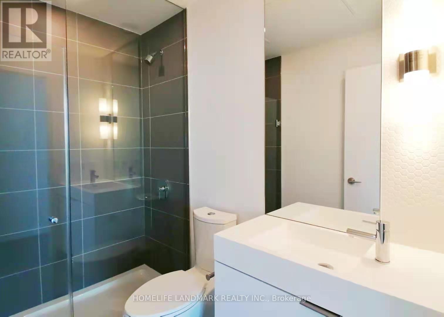 2709 - 33 Helendale Avenue, Toronto, ON - Indoor Photo Showing Bathroom