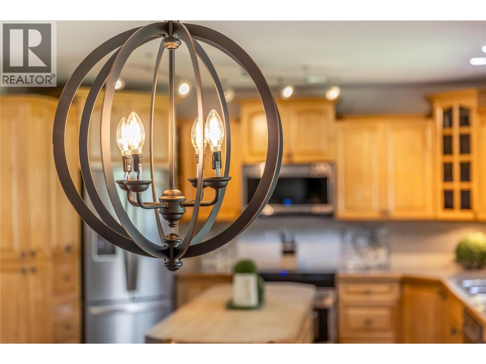 1824 Colbeck Road, Revelstoke, BC - Indoor