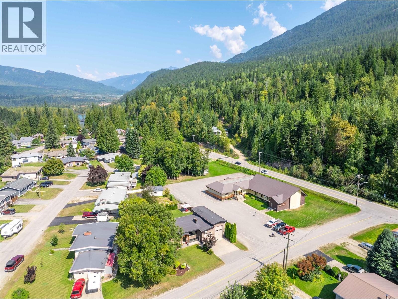 1824 Colbeck Road, Revelstoke, BC - Outdoor With View