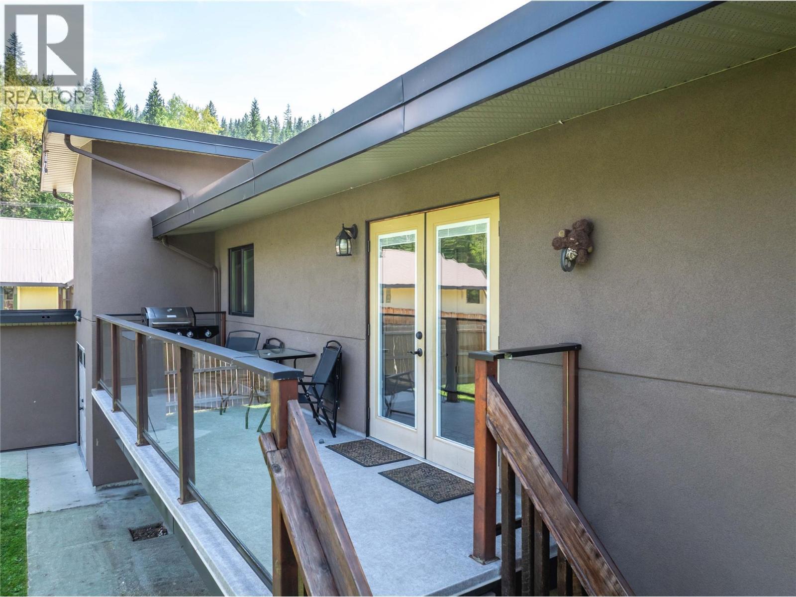 1824 Colbeck Road, Revelstoke, BC - Outdoor With Deck Patio Veranda With Exterior