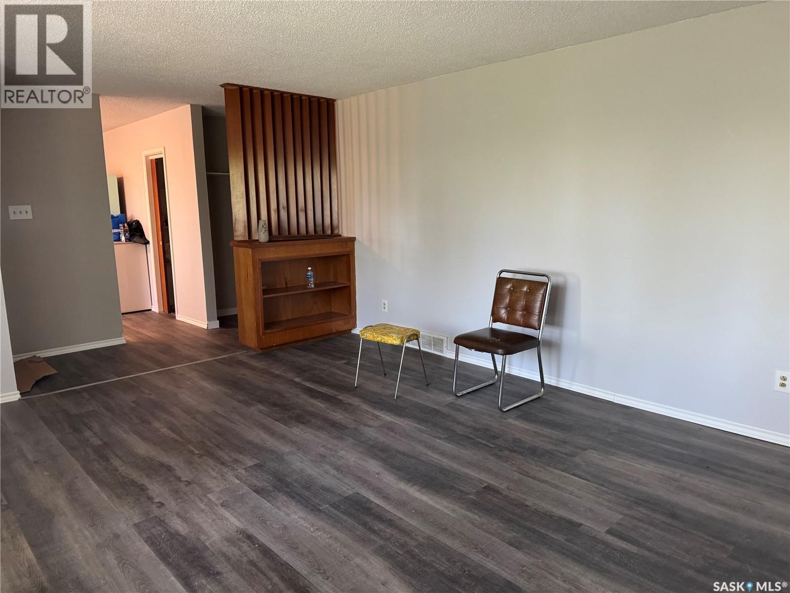 38 Kasper Crescent, Assiniboia, SK - Indoor