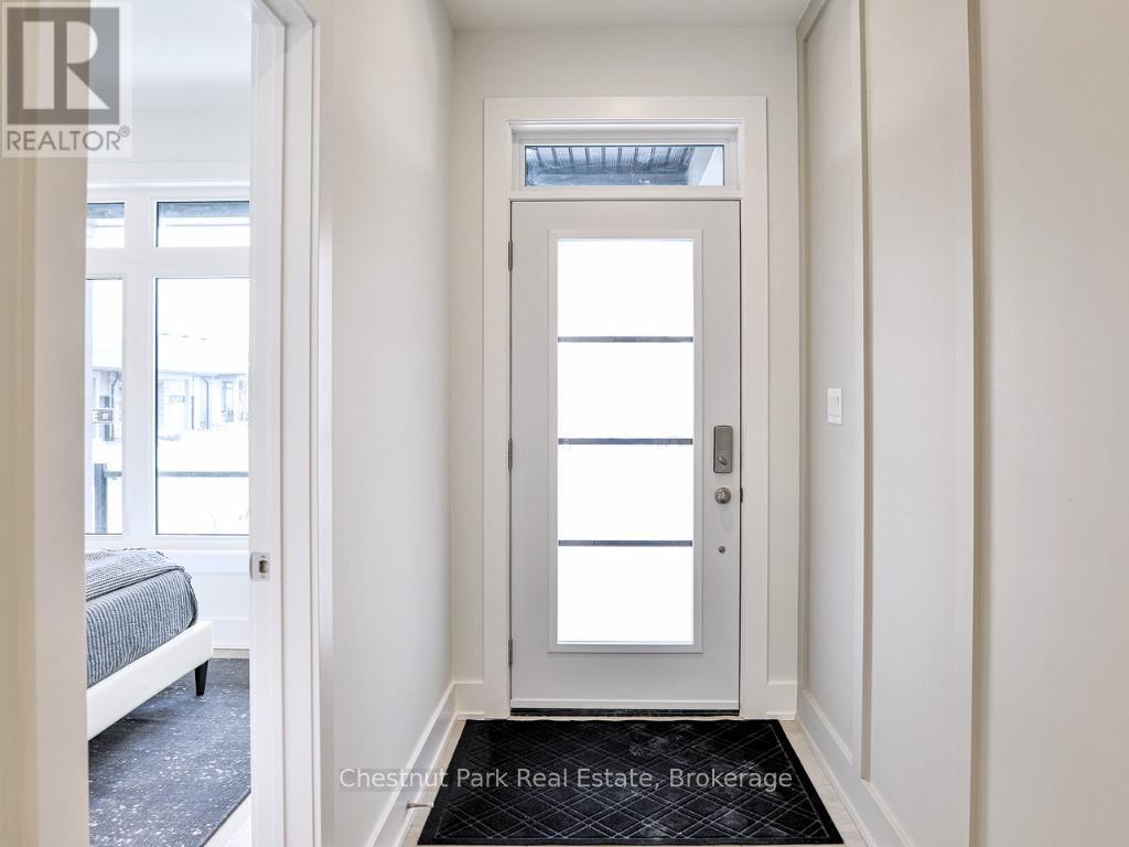 2 Black Spruce Street, Huntsville (Chaffey), ON - Indoor Photo Showing Other Room