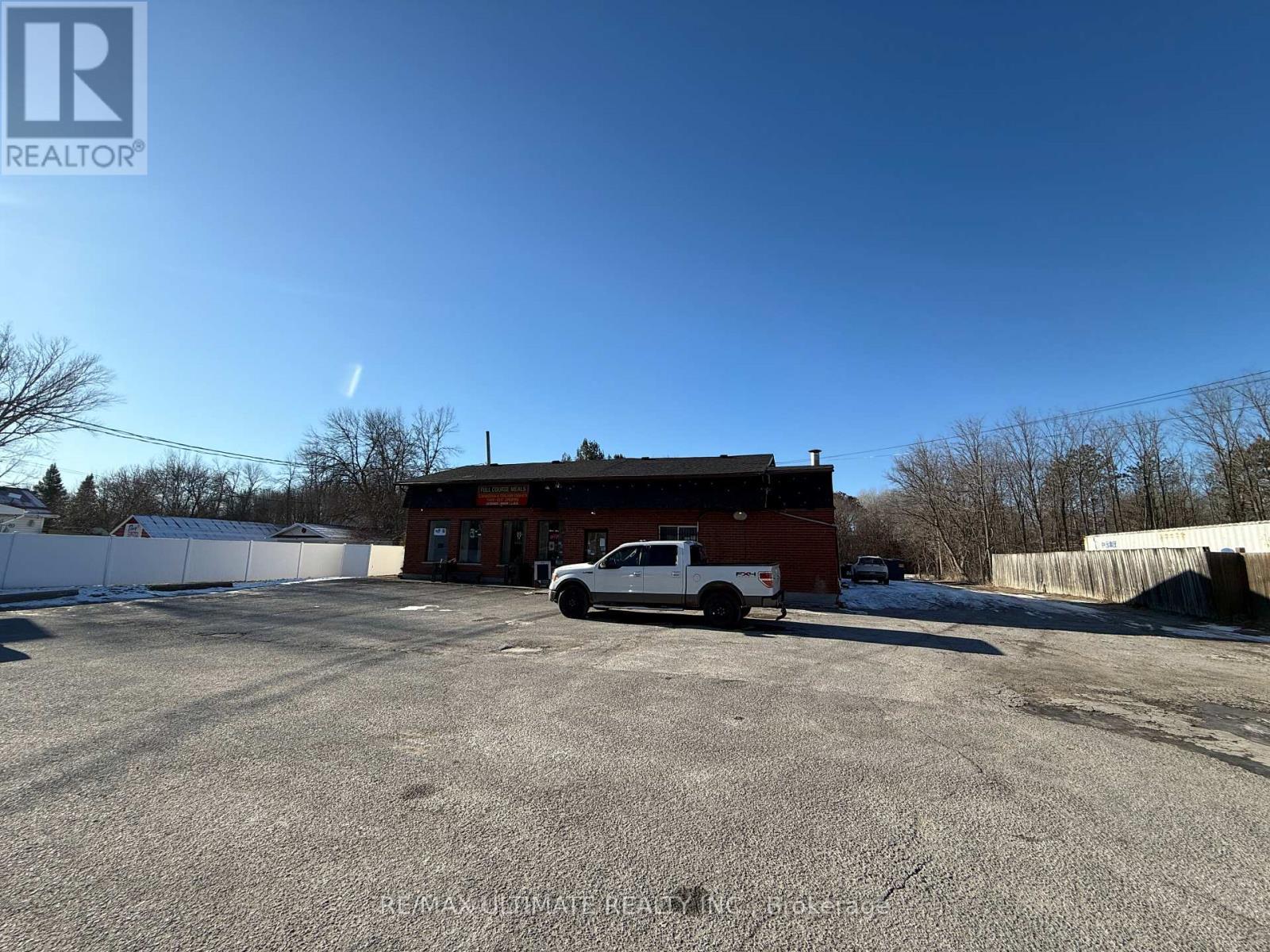 6775 Rd. 38, Frontenac, ON