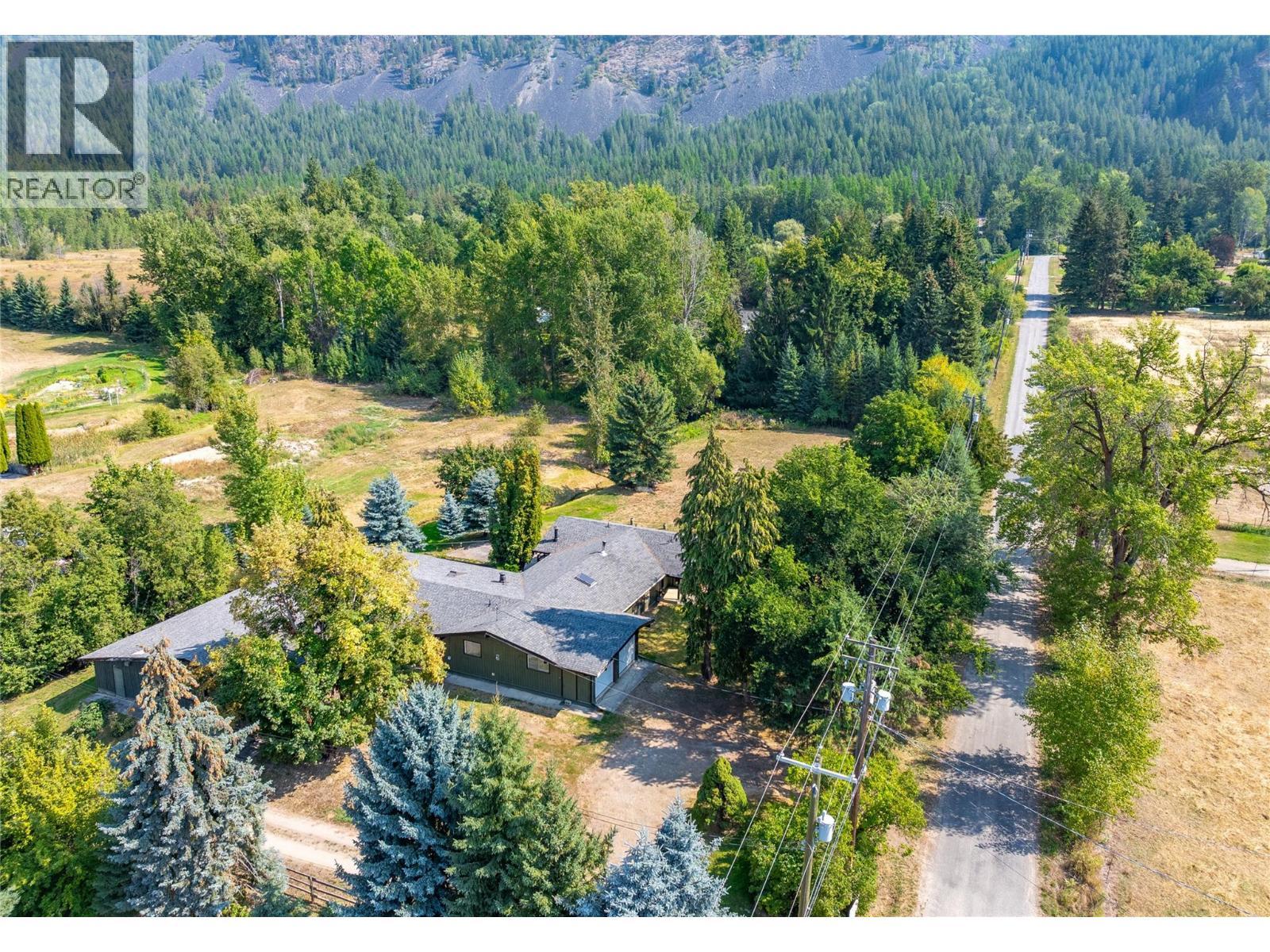 4580 44Th Street, Canyon, BC - Outdoor With View