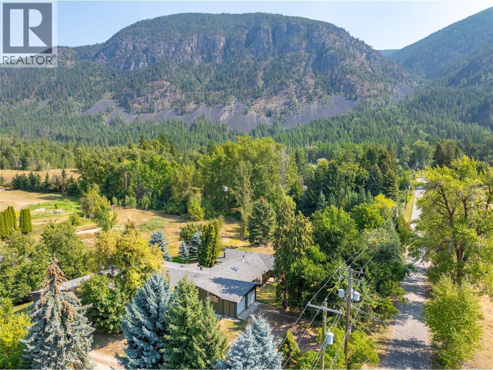 4580 44Th Street, Canyon, BC - Outdoor With View