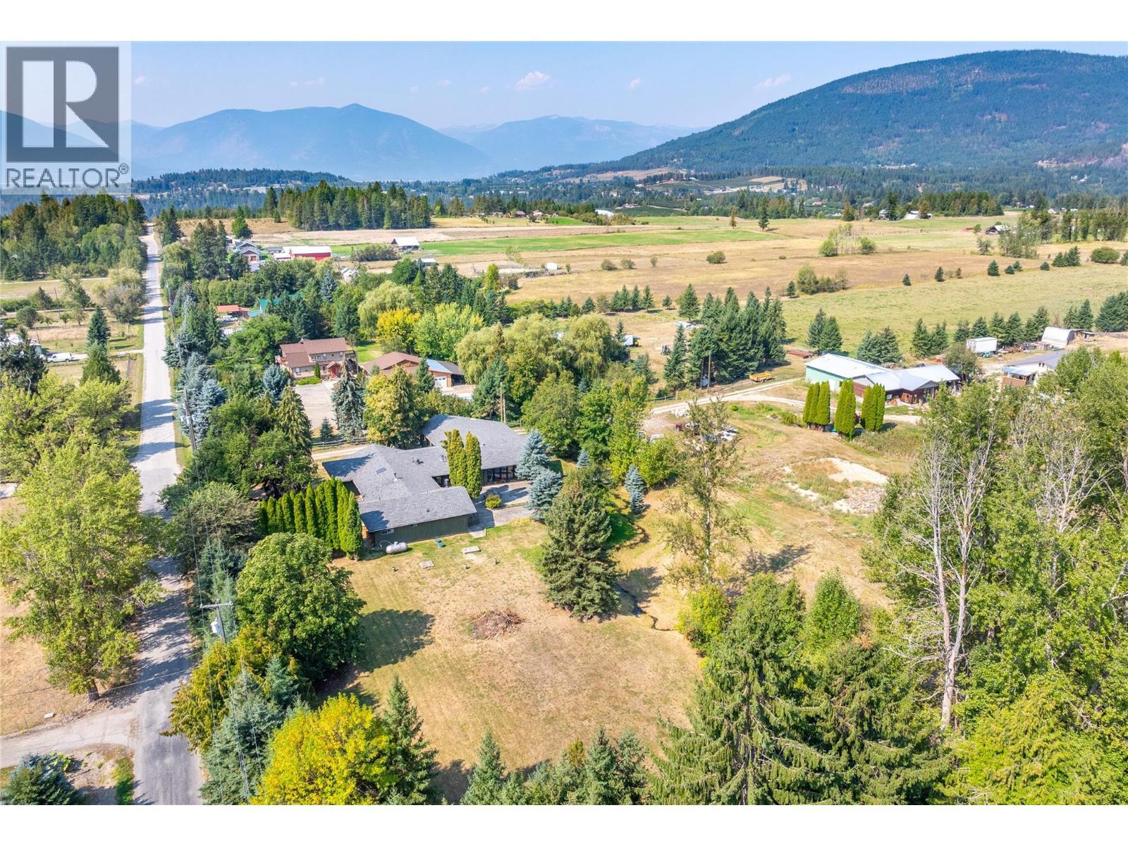 4580 44Th Street, Canyon, BC - Outdoor With View