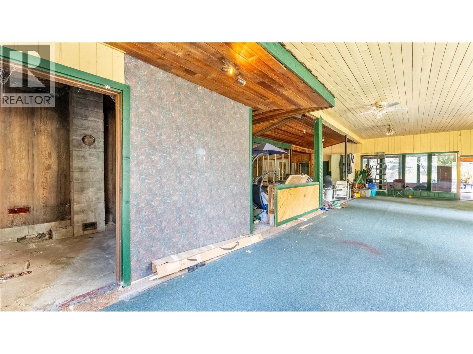 4580 44Th Street, Canyon, BC - With Exterior