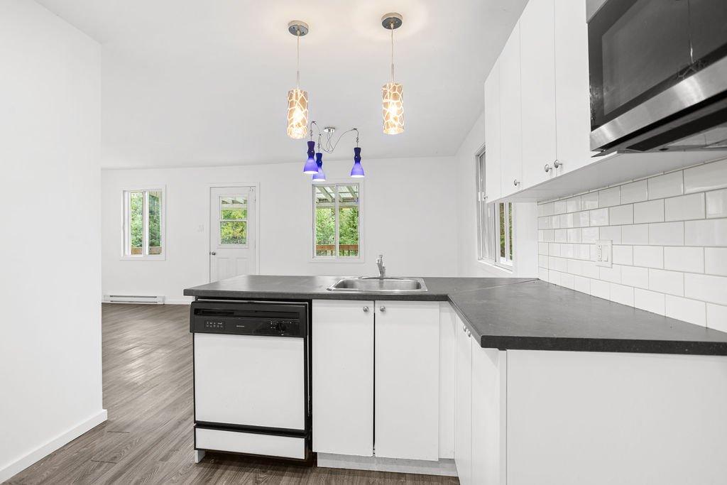 Kitchen - 885 Route 329 S., Sainte-Agathe-Des-Monts, QC - Indoor Photo Showing Kitchen