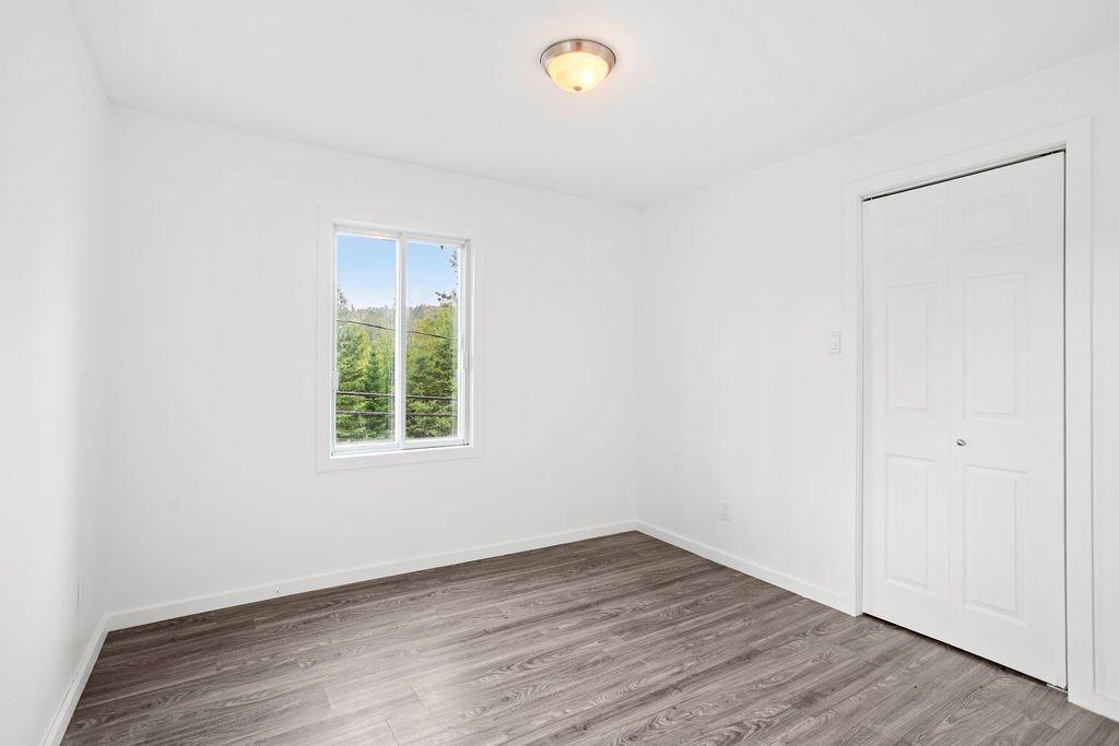 Bedroom - 885 Route 329 S., Sainte-Agathe-Des-Monts, QC - Indoor Photo Showing Other Room