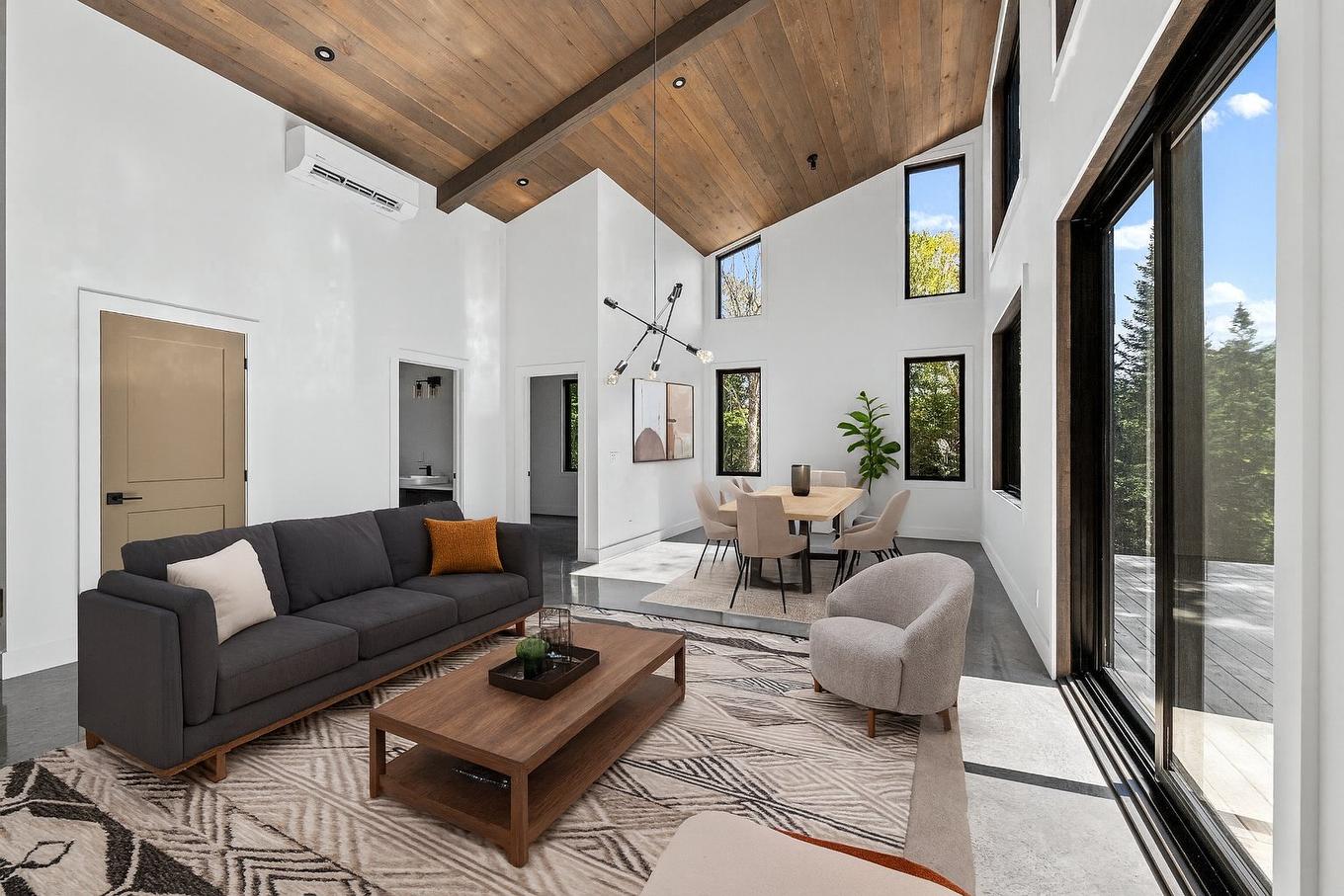Other - 1200 Ch. Du Lac-Rougeaud, Mont-Blanc, QC - Indoor Photo Showing Living Room