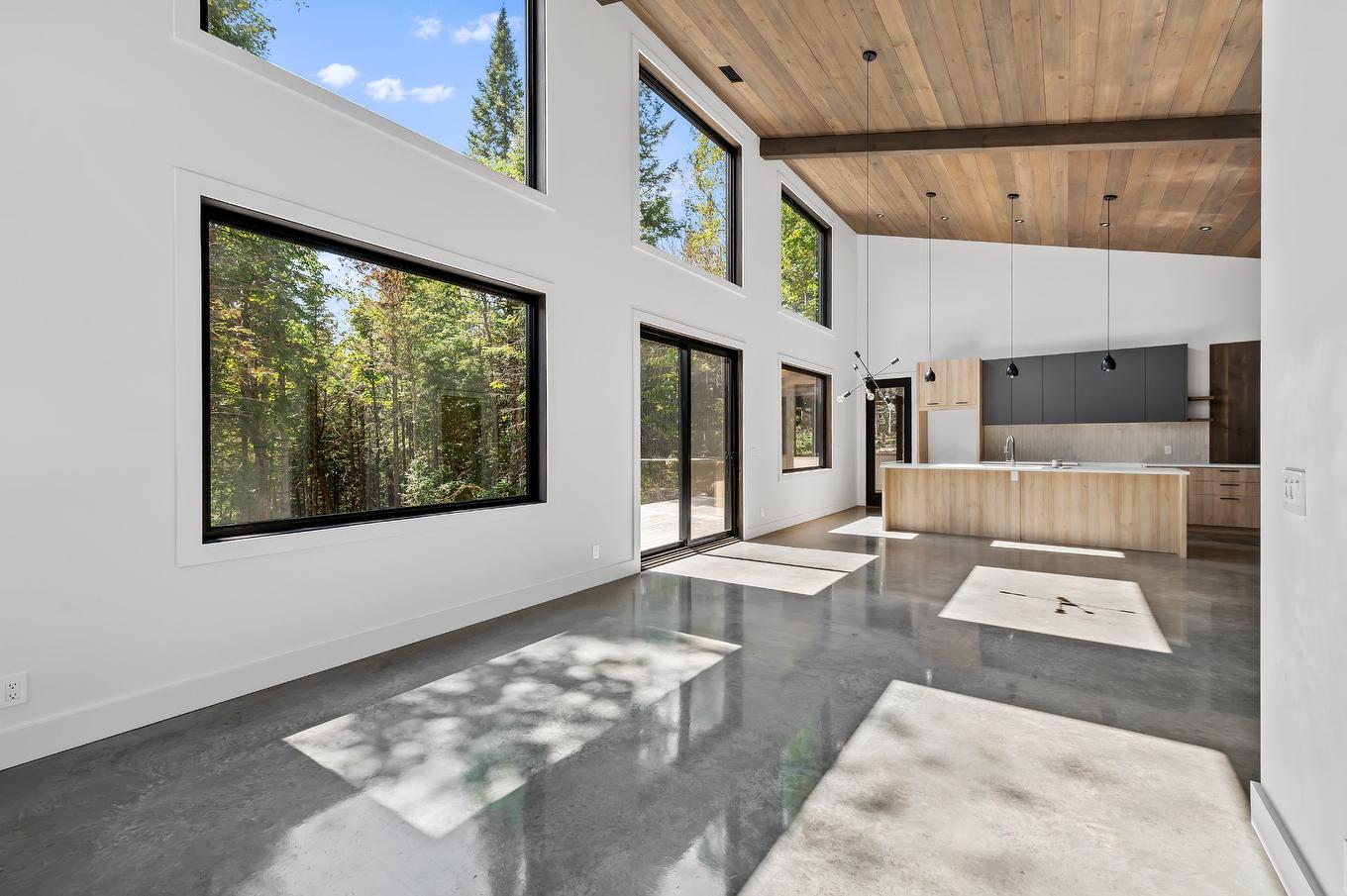 Overall view - 1200 Ch. Du Lac-Rougeaud, Mont-Blanc, QC - Indoor Photo Showing Other Room