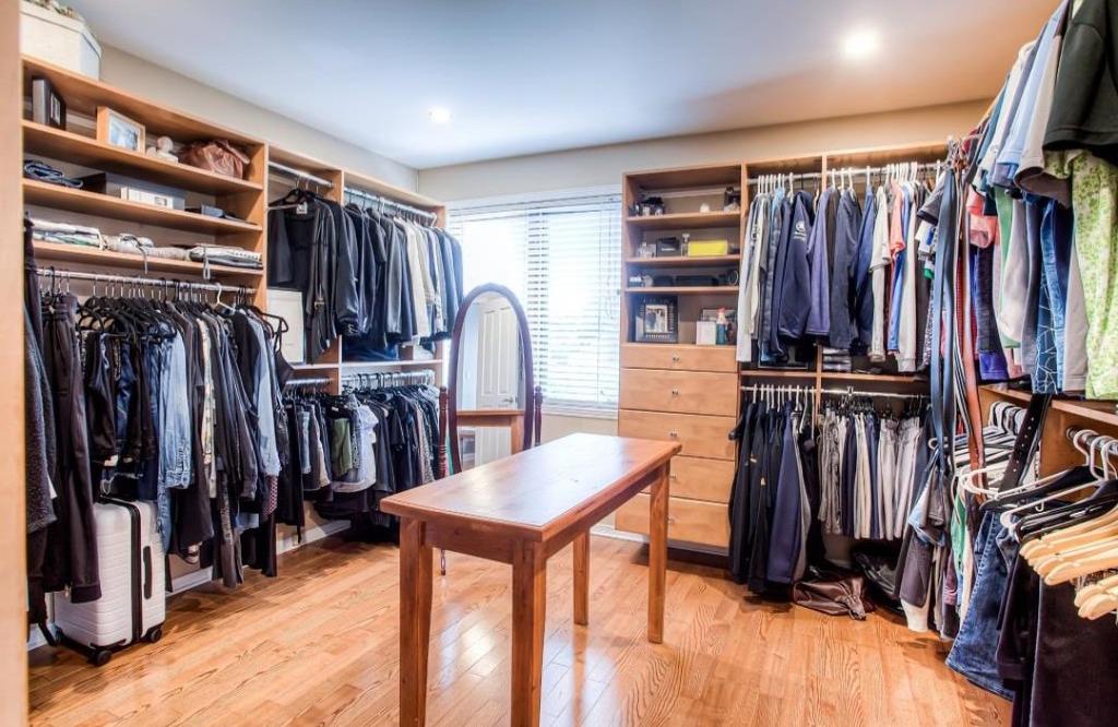 Penderie (Walk-in) - 610 Rue Des Vignobles, Rosemère, QC - Indoor With Storage