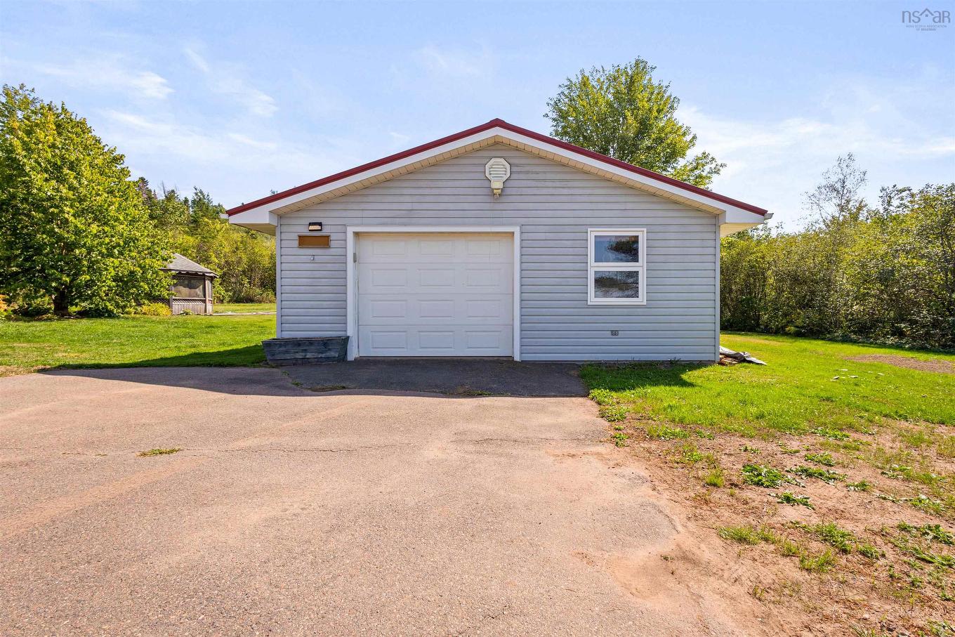 320 Main Street W, Stewiacke, NS