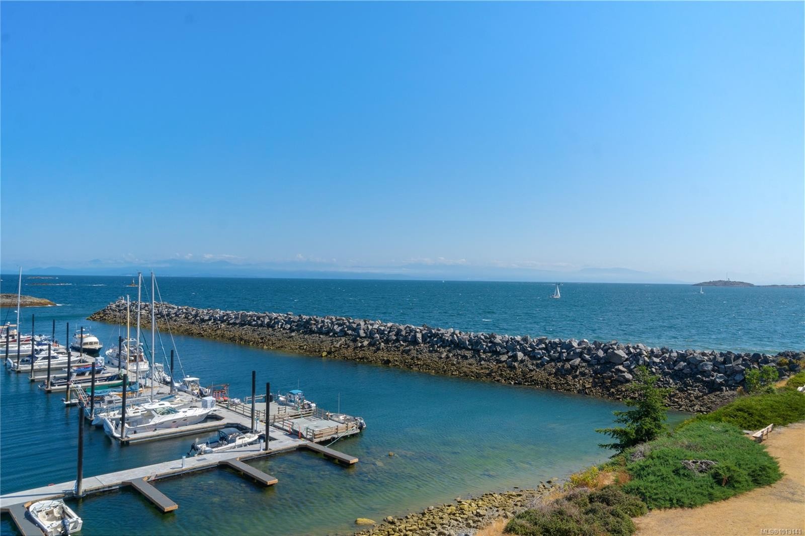 302-3555 Outrigger Rd, Nanoose Bay, BC - Outdoor With Body Of Water With View