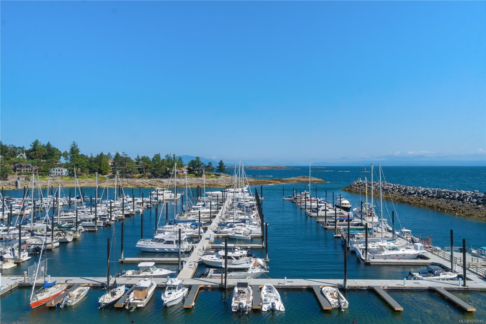 302-3555 Outrigger Rd, Nanoose Bay, BC - Outdoor With Body Of Water With View