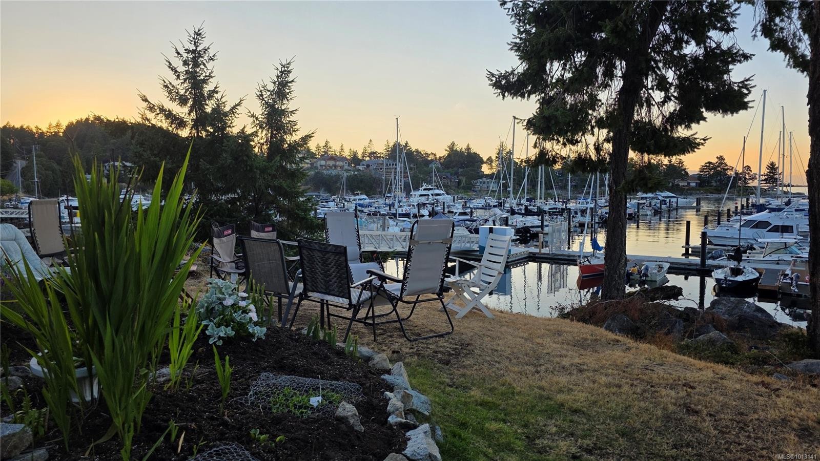 302-3555 Outrigger Rd, Nanoose Bay, BC - Outdoor With View