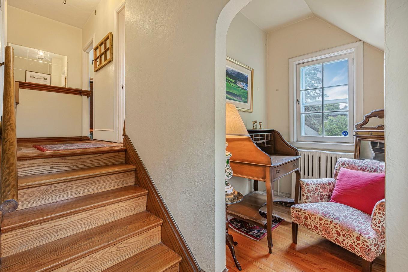 Office - 528 Av. Berwick, Mont-Royal, QC - Indoor Photo Showing Other Room