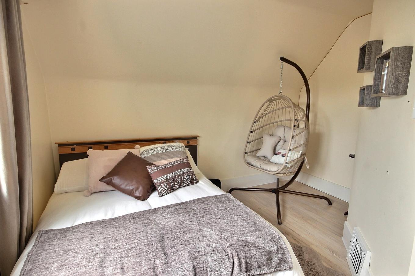 Chambre à coucher - 4 7E Rue, Rouyn-Noranda, QC - Indoor Photo Showing Bedroom