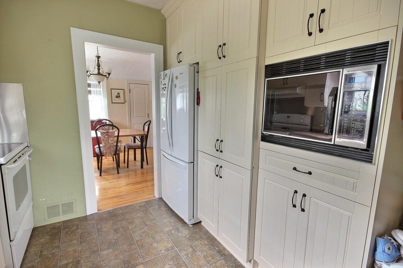 Cuisine - 4 7E Rue, Rouyn-Noranda, QC - Indoor