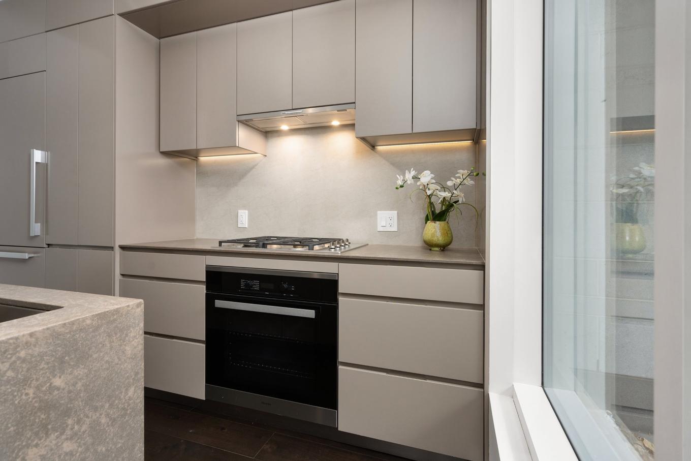 Kitchen - Th6-1188 Rue St-Antoine O., Montréal (Ville-Marie), QC - Indoor Photo Showing Kitchen