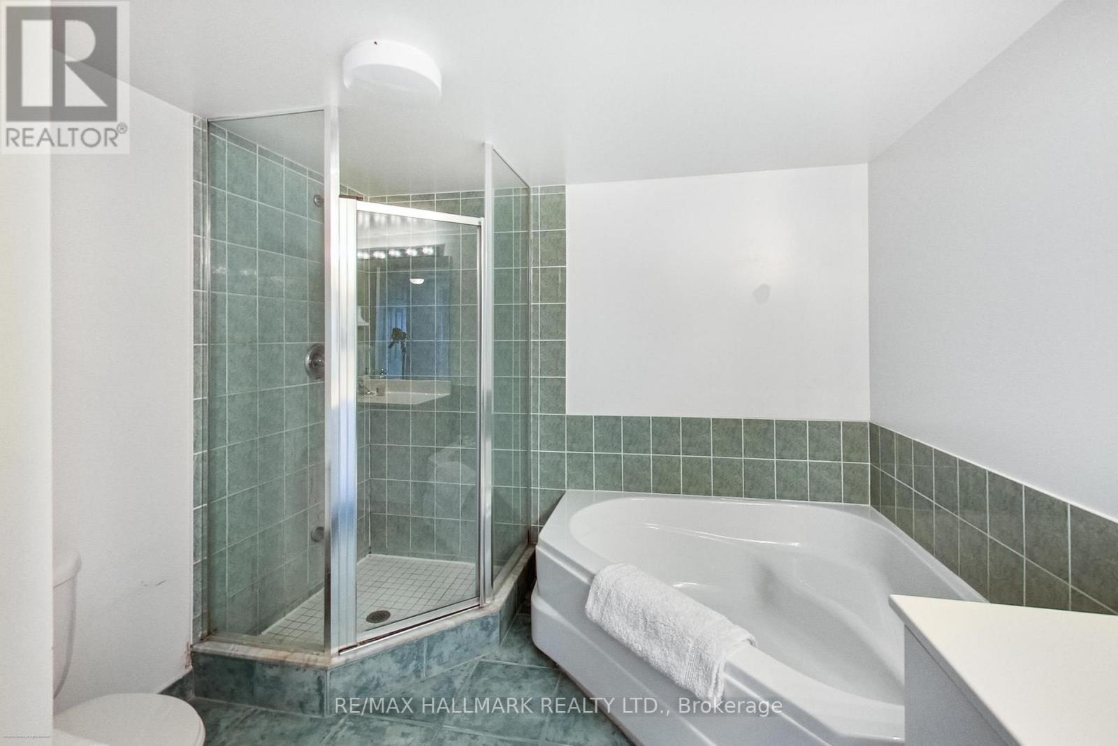 Additional Storage - 702 - 5 Emerald Lane, Vaughan, ON - Indoor Photo Showing Bathroom