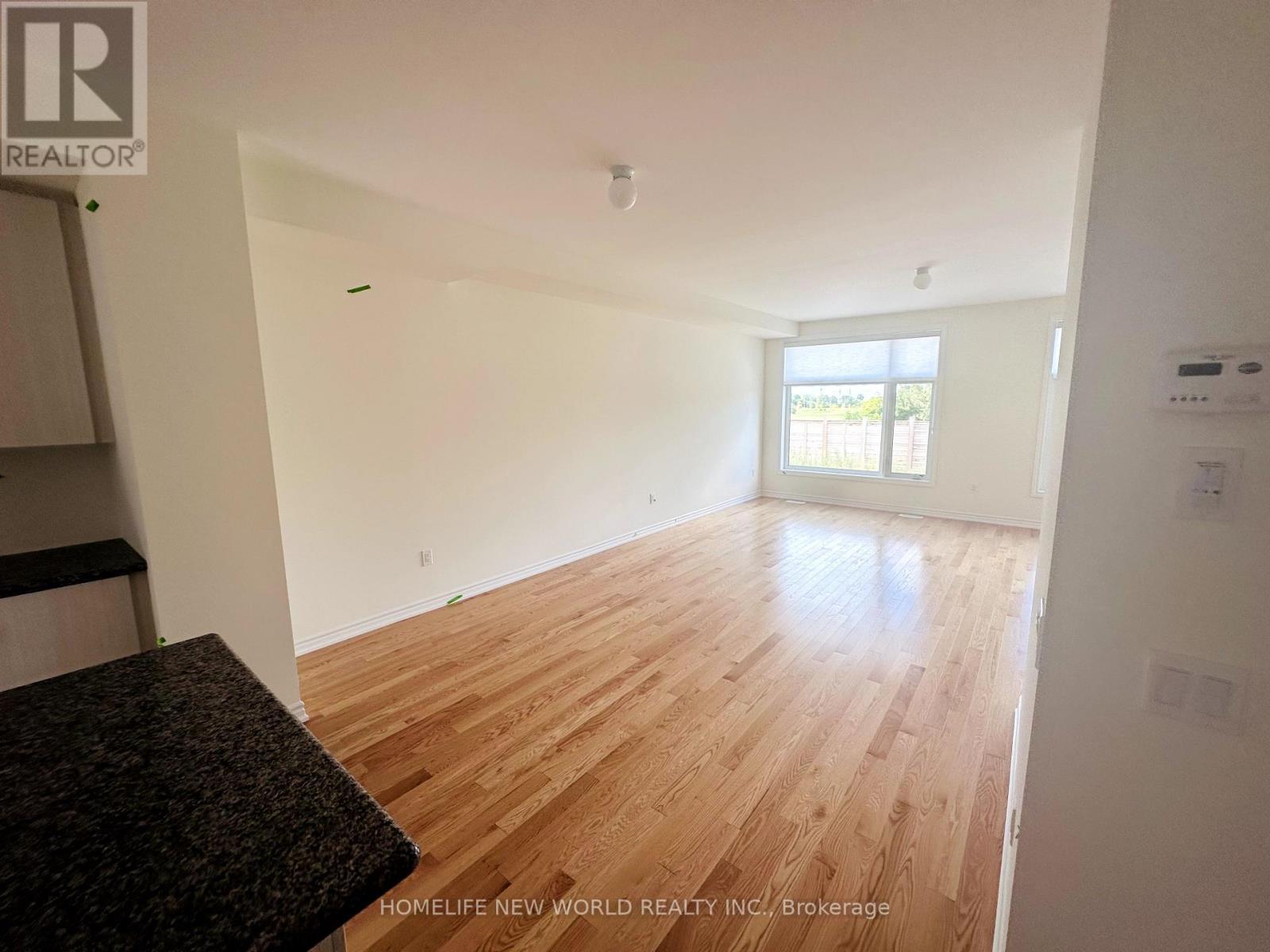 33 Drainie Street, Vaughan, ON - Indoor Photo Showing Other Room