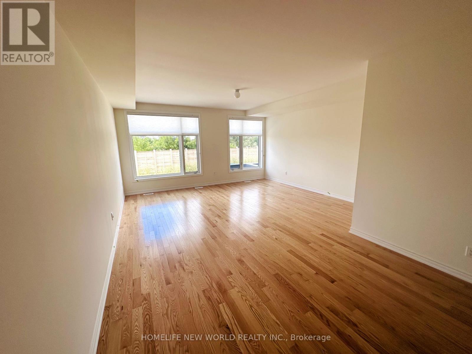 33 Drainie Street, Vaughan, ON - Indoor Photo Showing Other Room