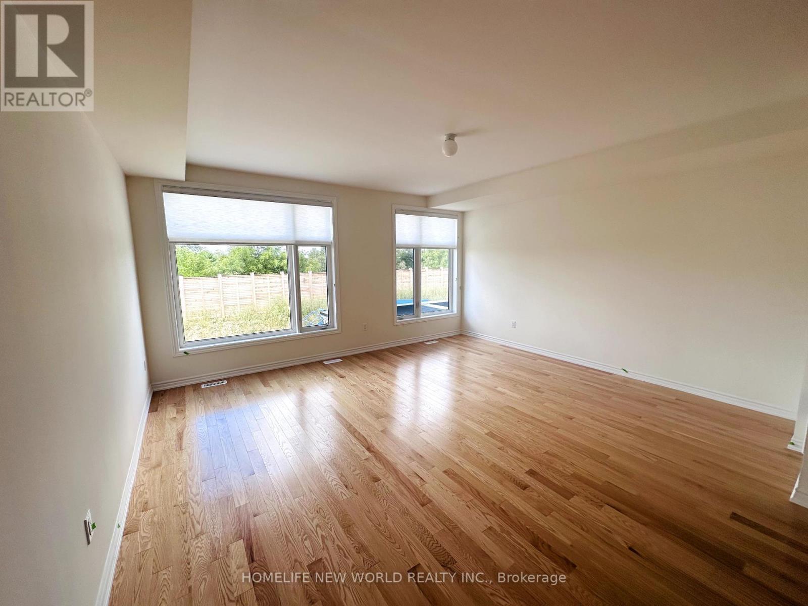 33 Drainie Street, Vaughan, ON - Indoor Photo Showing Other Room