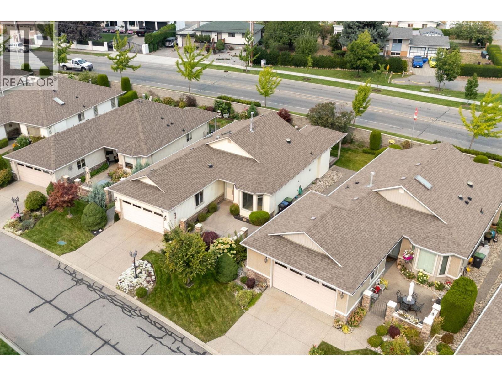 2365 Stillingfleet Road Unit# 39, Kelowna, BC - Outdoor With View