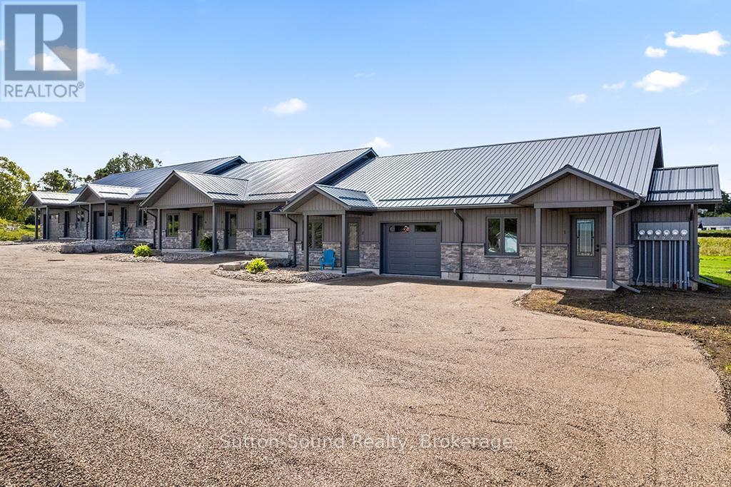 3 - 18 Maple Golf Crescent, Northern Bruce Peninsula, ON - Outdoor With Deck Patio Veranda With Facade