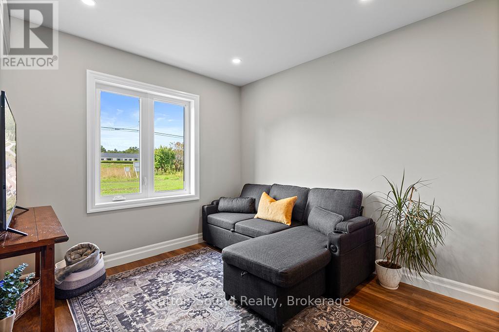 3 - 18 Maple Golf Crescent, Northern Bruce Peninsula, ON - Indoor